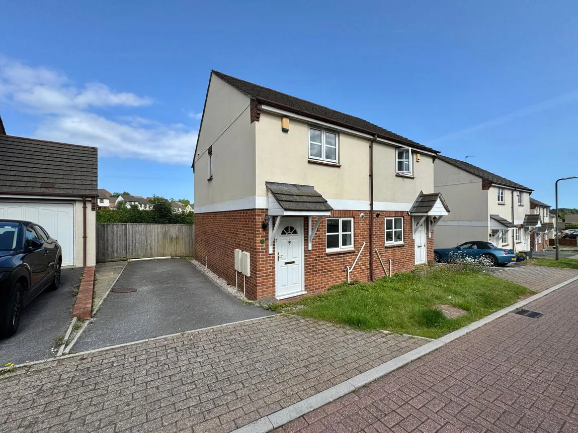 House Kintyre Close in Torquay