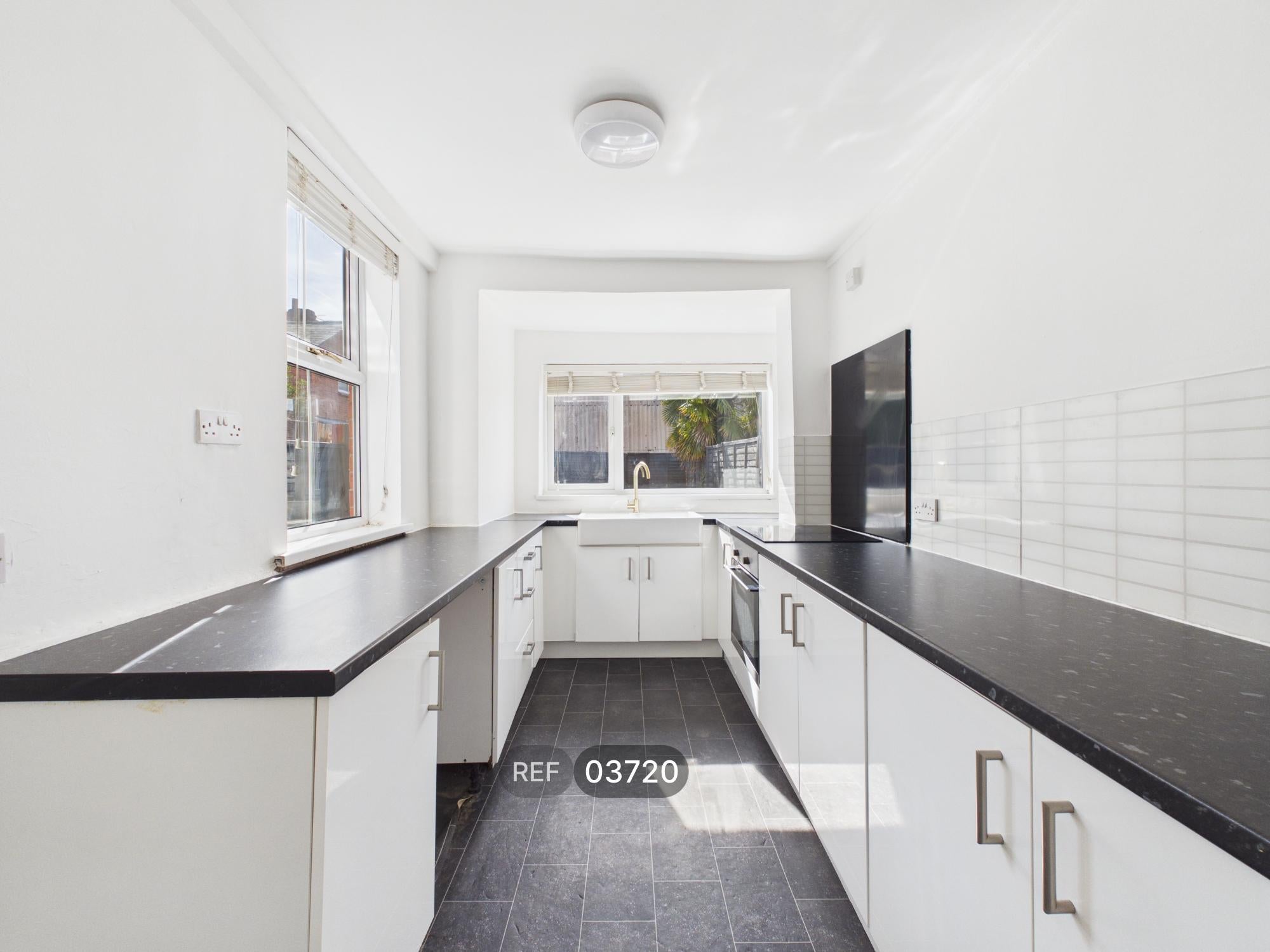 House Broomhill Road in Nottingham