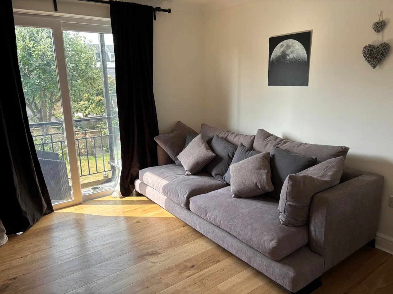 Flat Manor House Way in Greater London