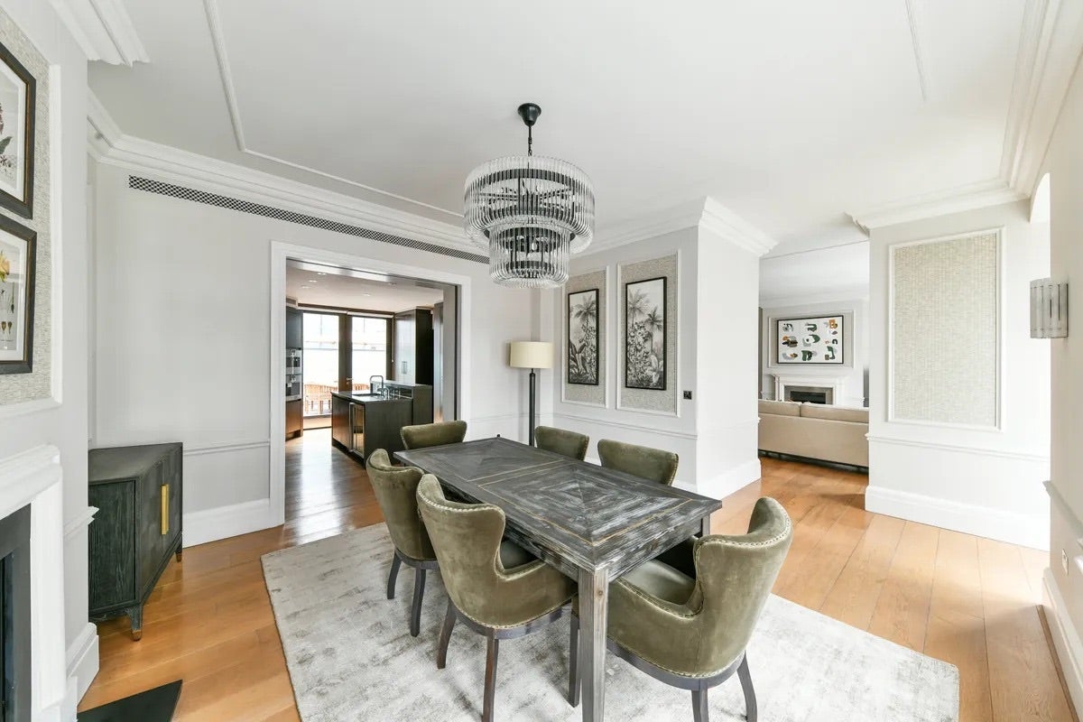 Flat Duke Street in City of Westminster