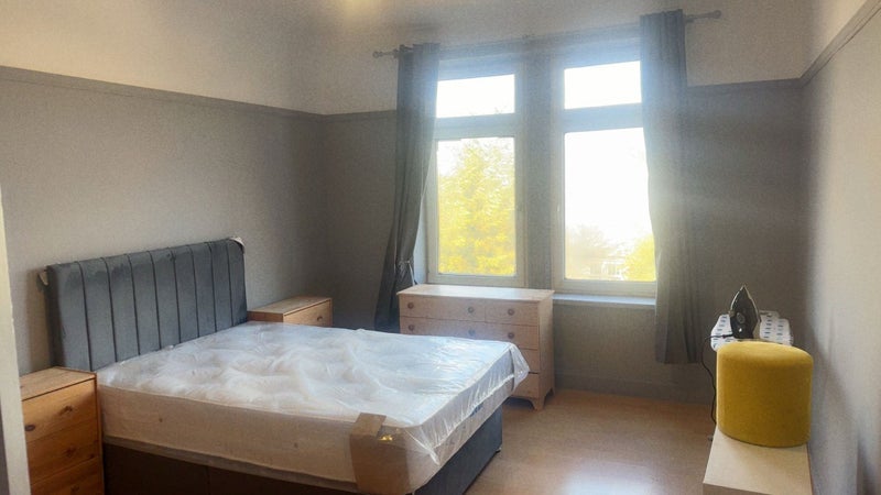 Room St John's Road in City of Edinburgh