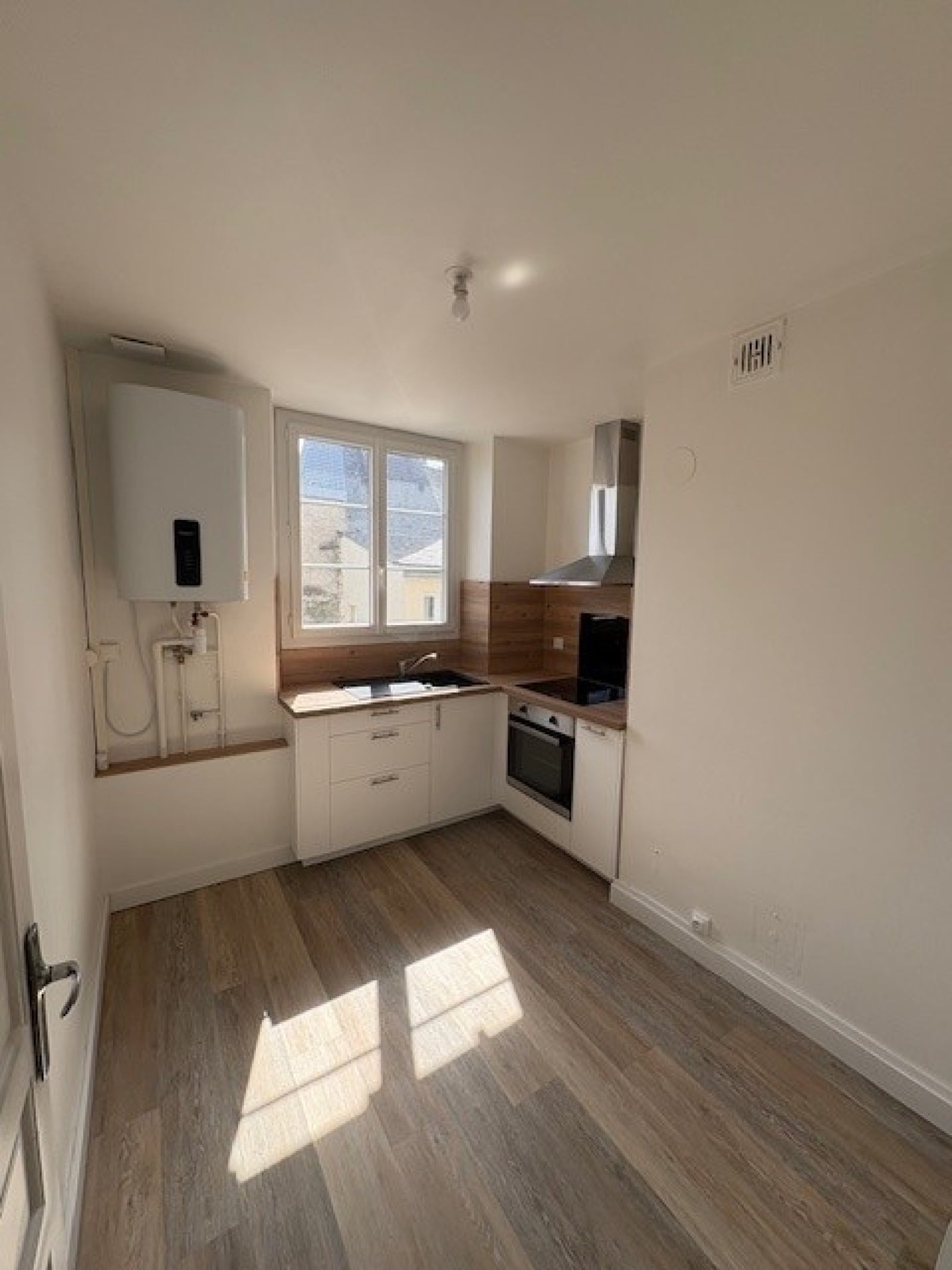 Flat Rue Toussaint in Angers