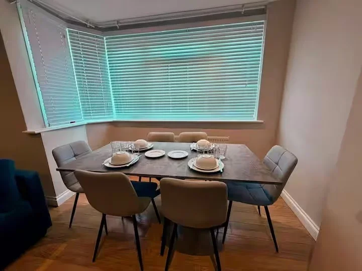 House Ranmoor Close in Greater London