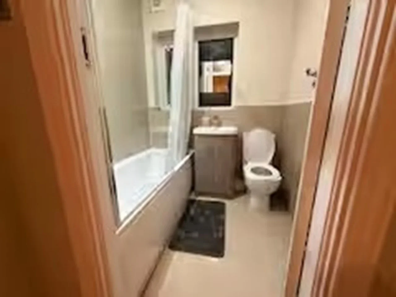 House Ranmoor Close in Greater London