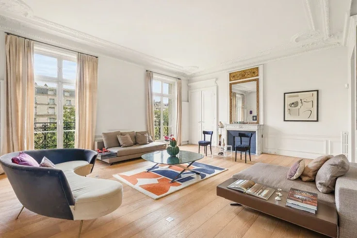 House Avenue Georges Mandel in Paris