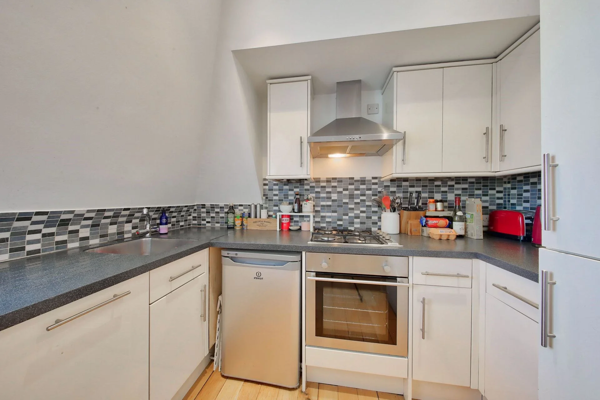 Flat Alma Road in Greater London