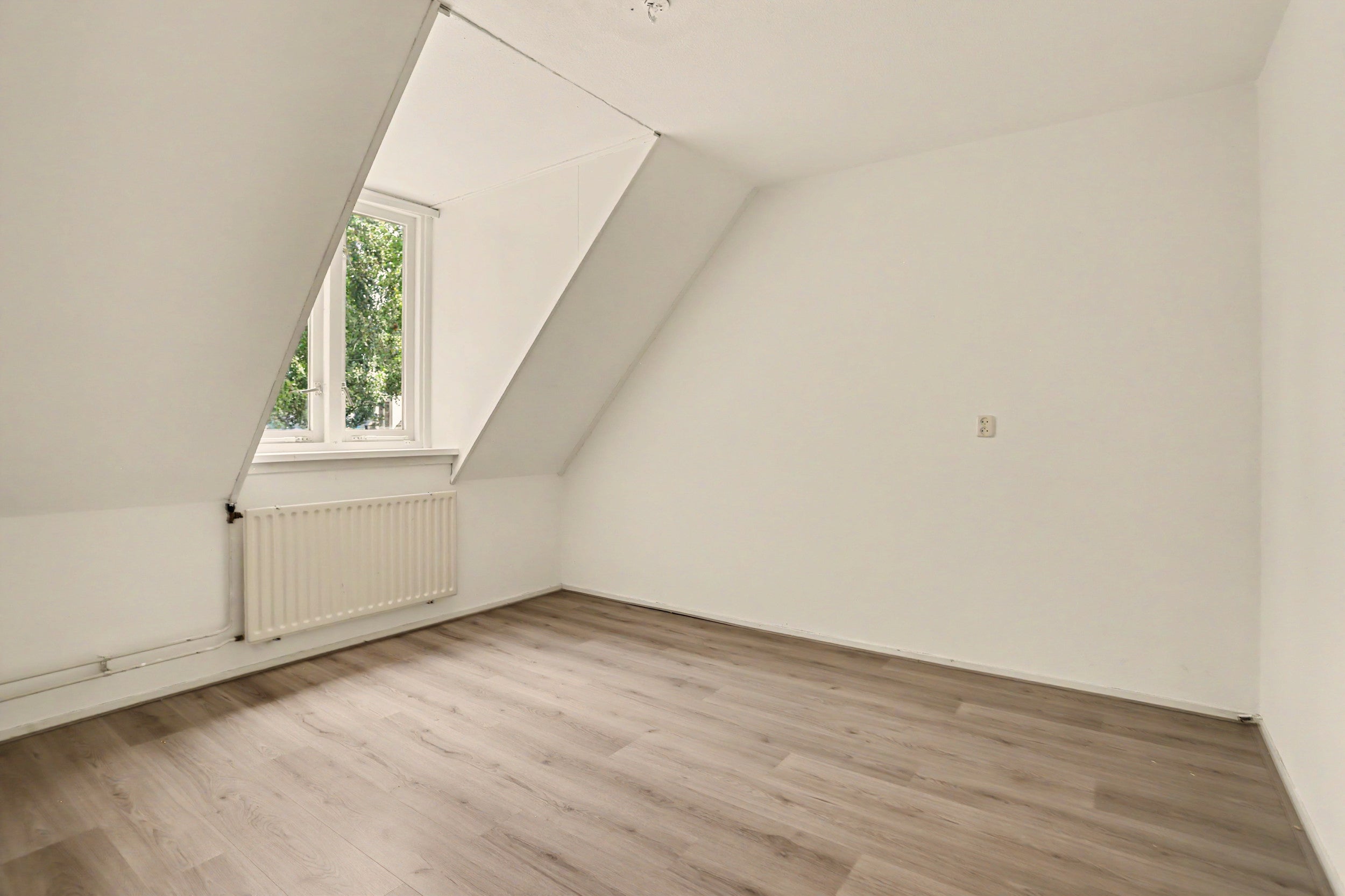 Hoekwoning te koop: Cantorijstraat 9, Hilvarenbeek