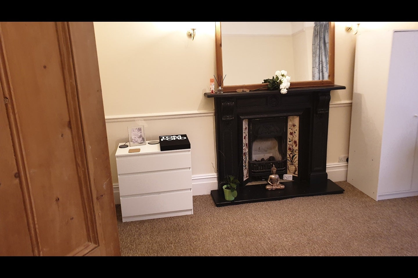 Room Cedar Road in Greater London