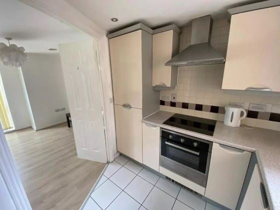 Flat Middlewood Street in Salford