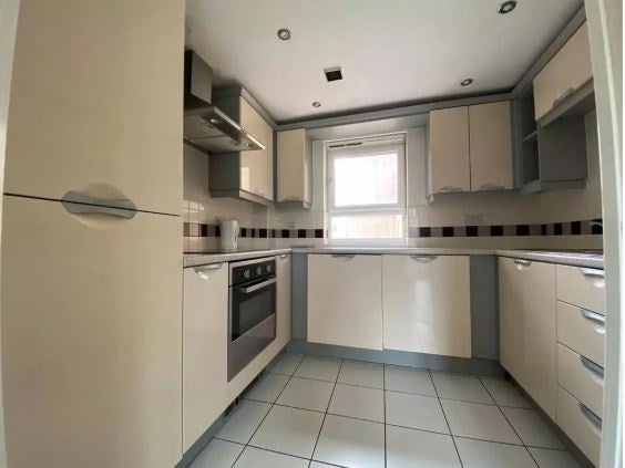 Flat Middlewood Street in Salford