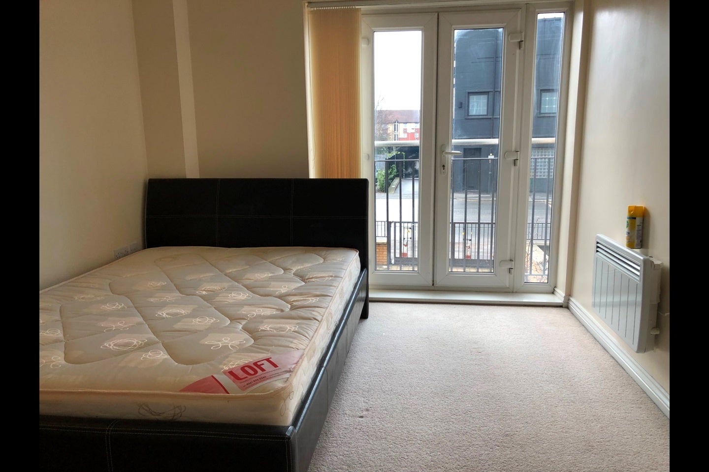 Flat Middlewood Street in Salford