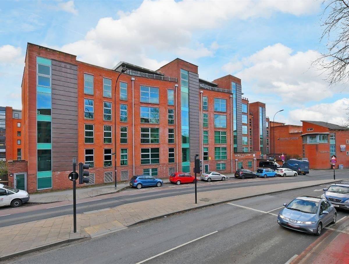 Flat Mowbray Street in Sheffield