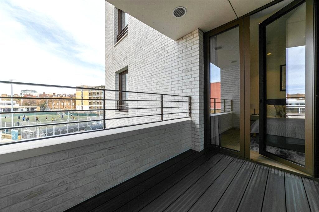 Flat Haverstock Hill in Greater London