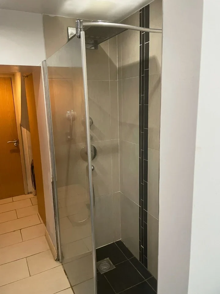 Room Galsworthy Road in Greater London