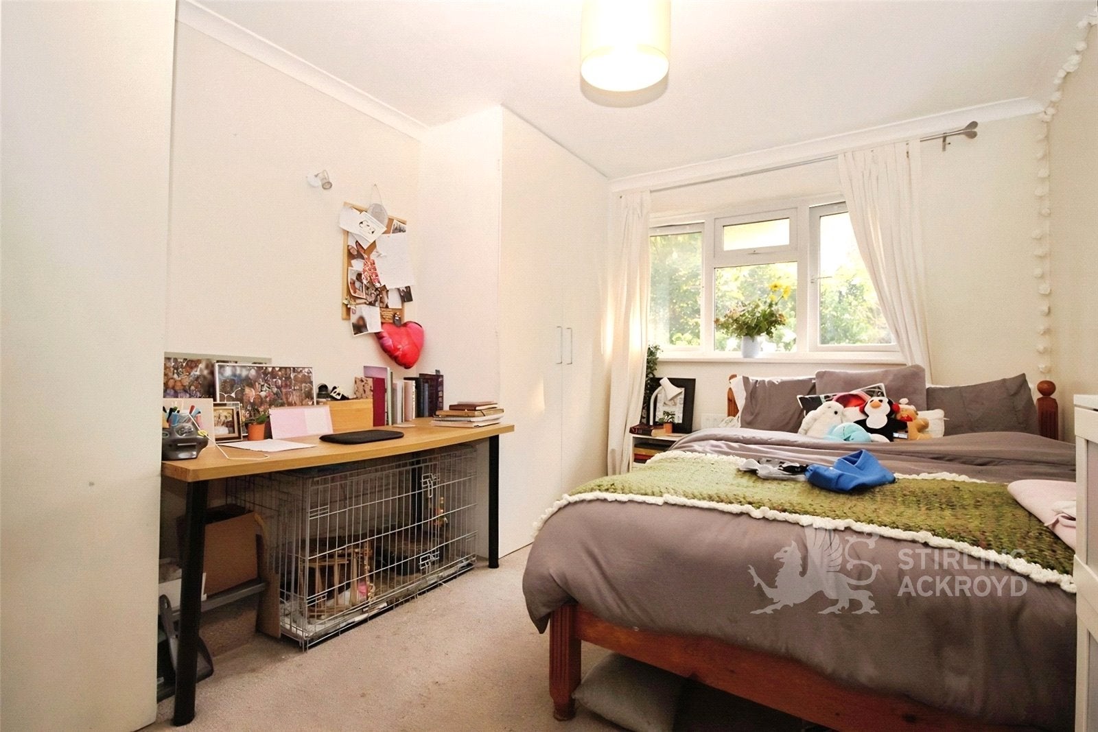 Flat Ridgemount in Guildford