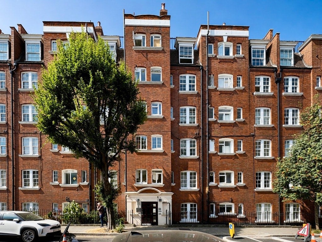 Flat Thanet Street in Greater London