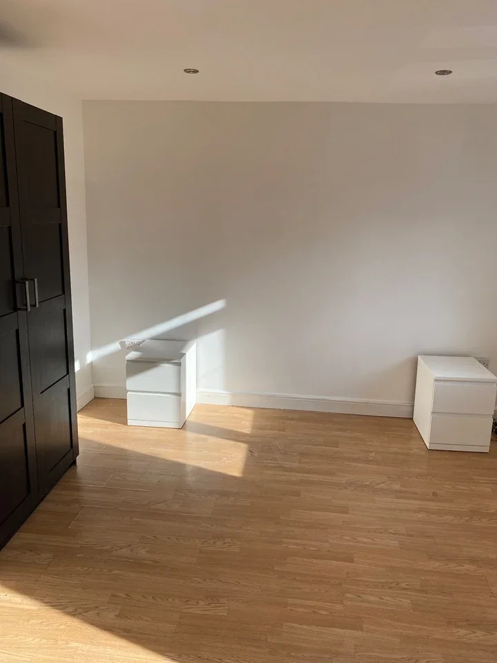 Room Nursery Road in Greater London