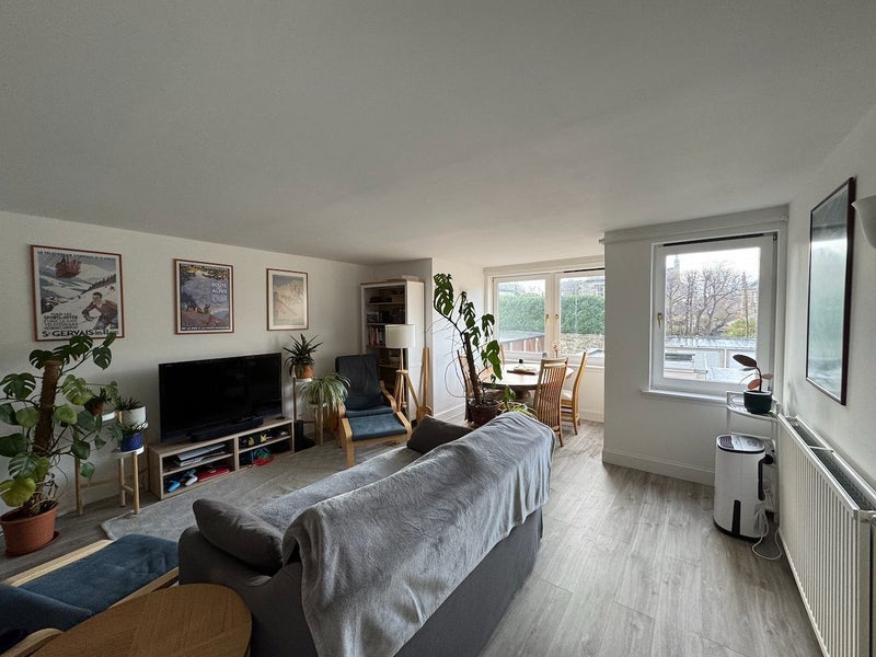 Room East Castle Road in City of Edinburgh