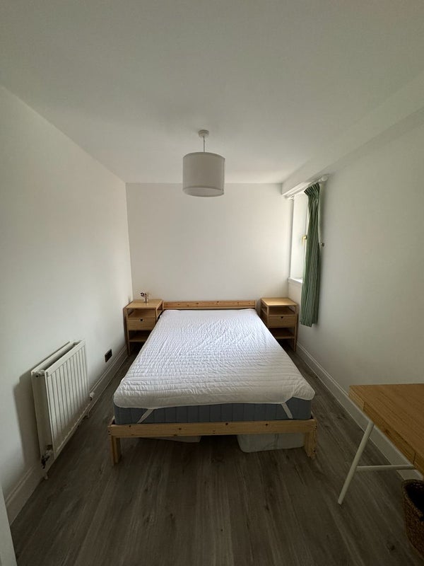 Room East Castle Road in City of Edinburgh