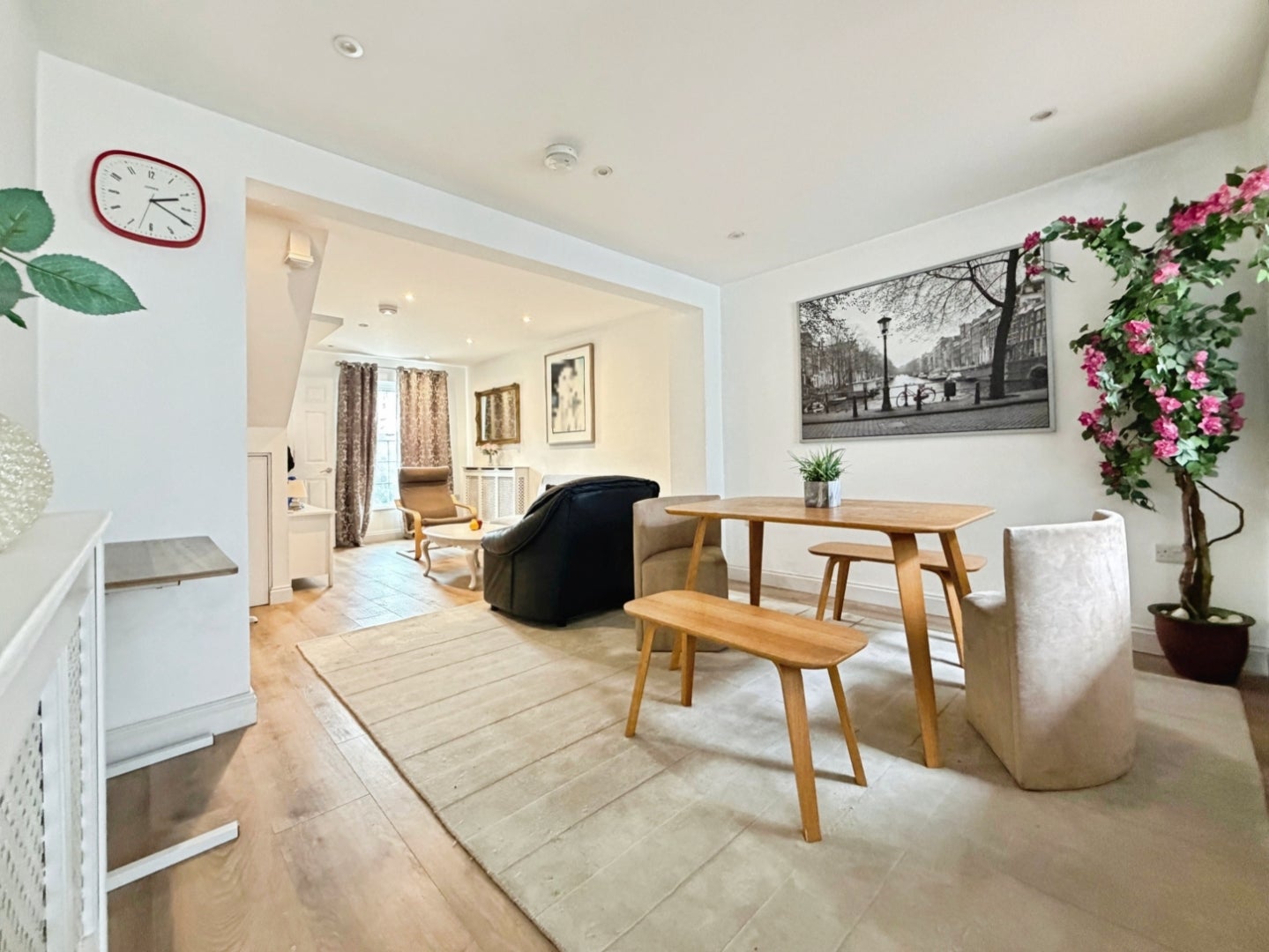 House Brunel Close in Greater London