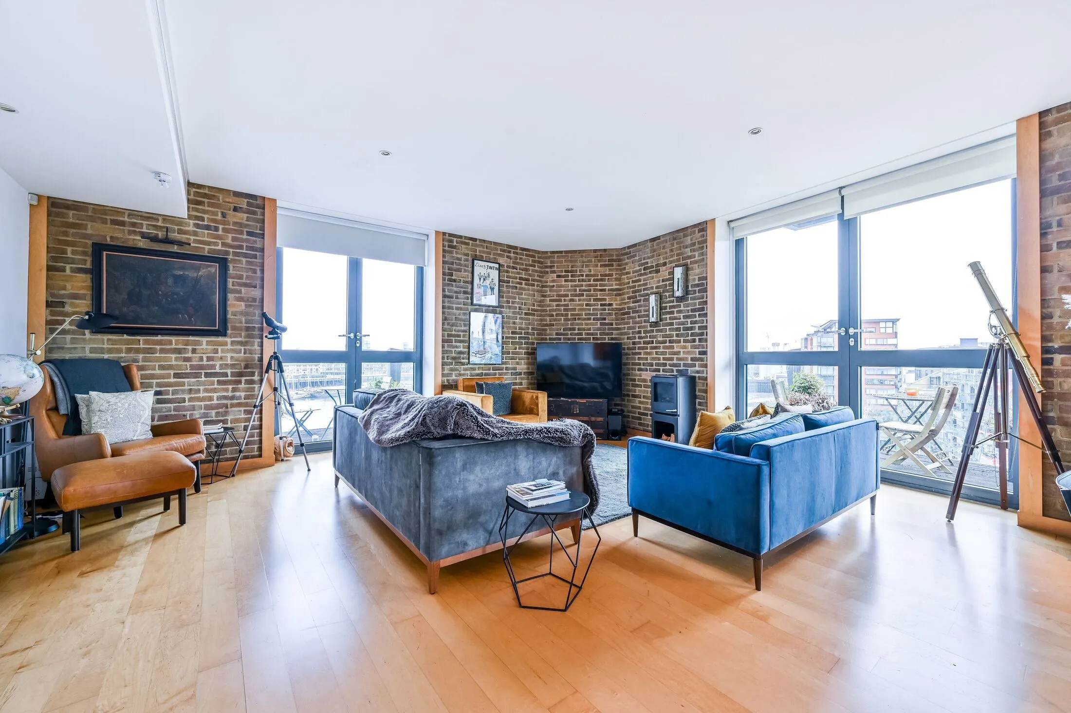 Flat Shad Thames in Greater London