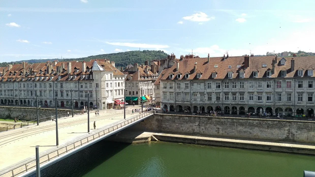 Appartement Quai Adolphe Veil Picard à Besançon