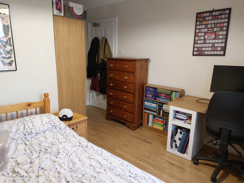 Room Fortnam Road in Greater London