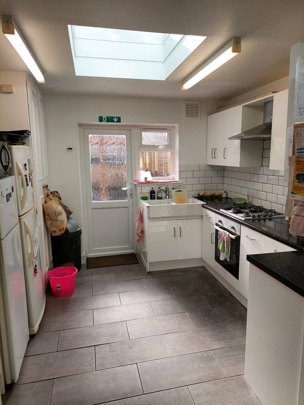 Room Fortnam Road in Greater London