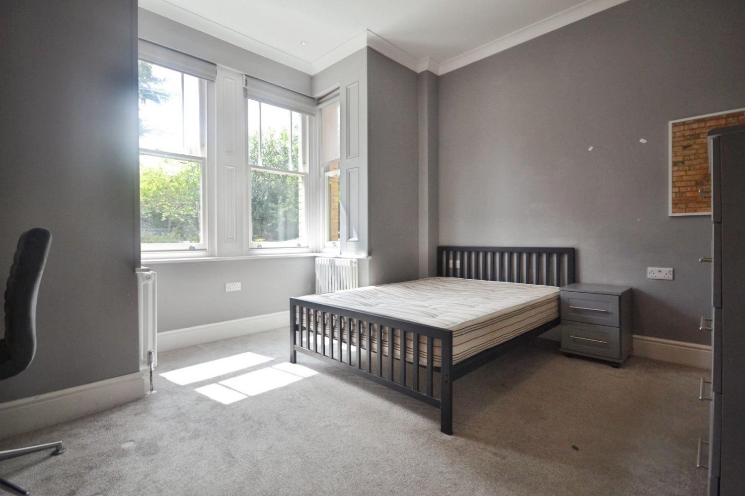 Flat Addington Road in Reading