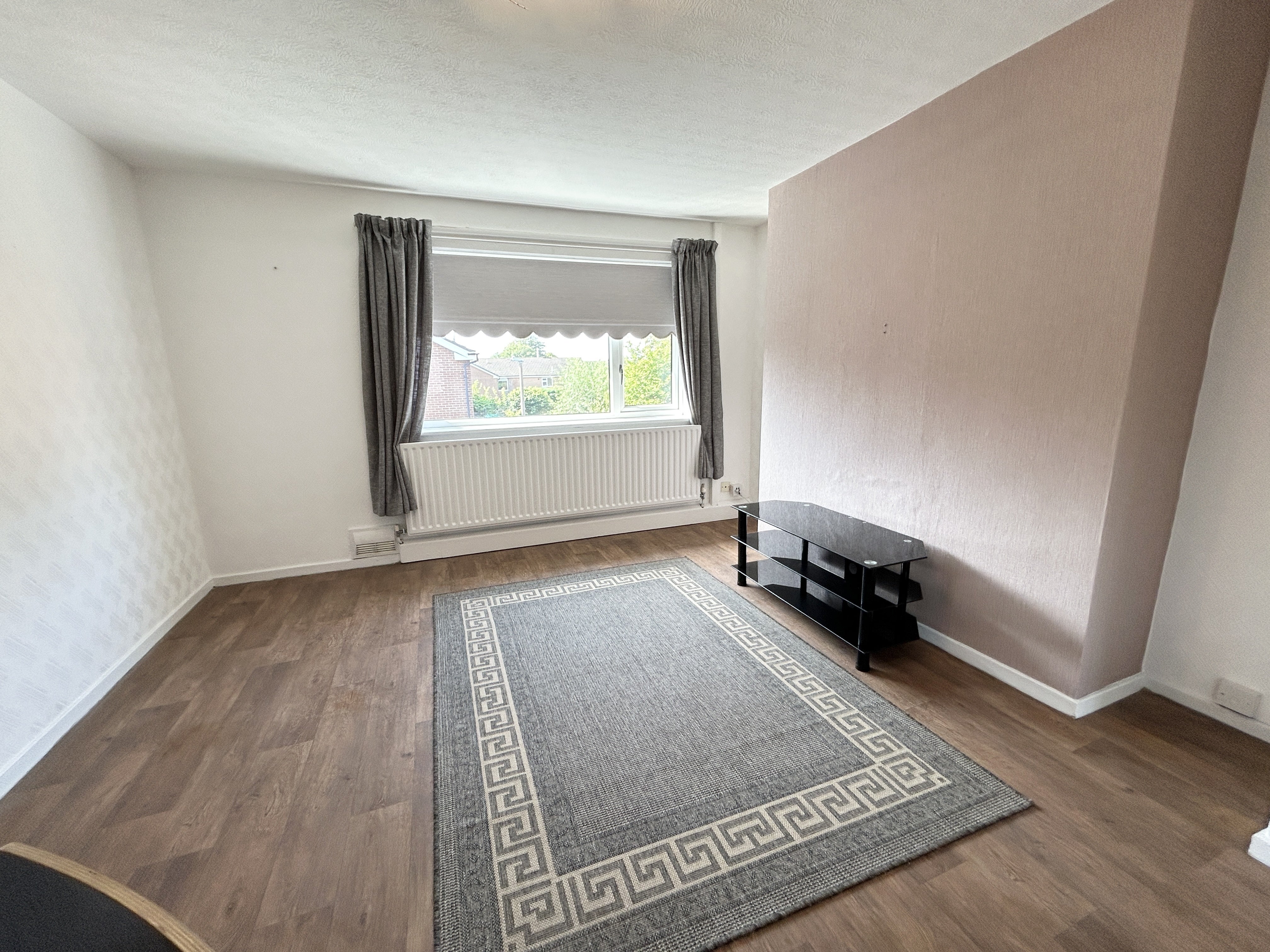 Flat Dorchester Road in Salford