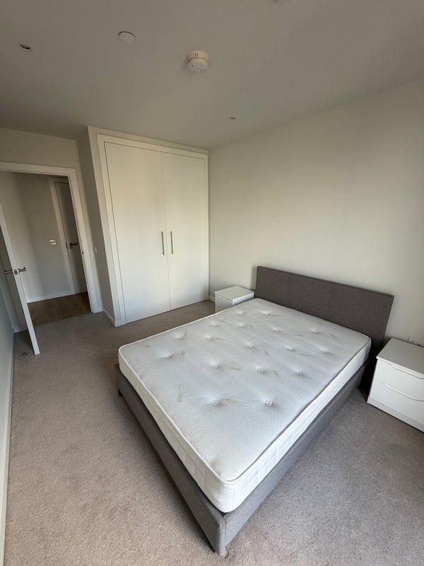 Room Aspin Lane in Manchester