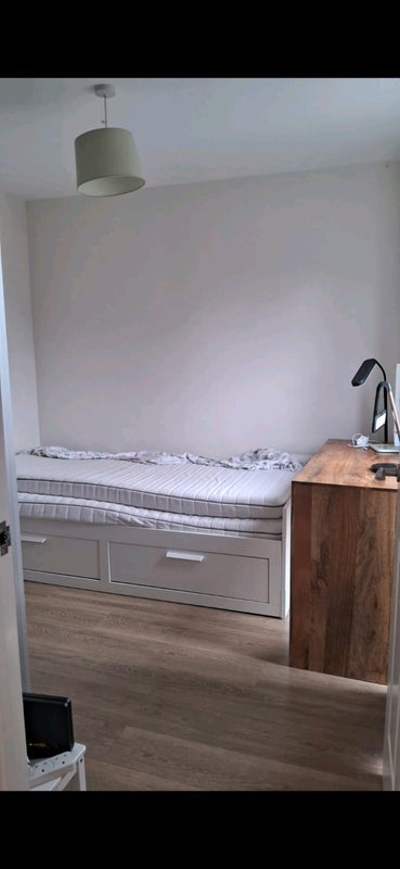 Room Arley Moss Road in Manchester