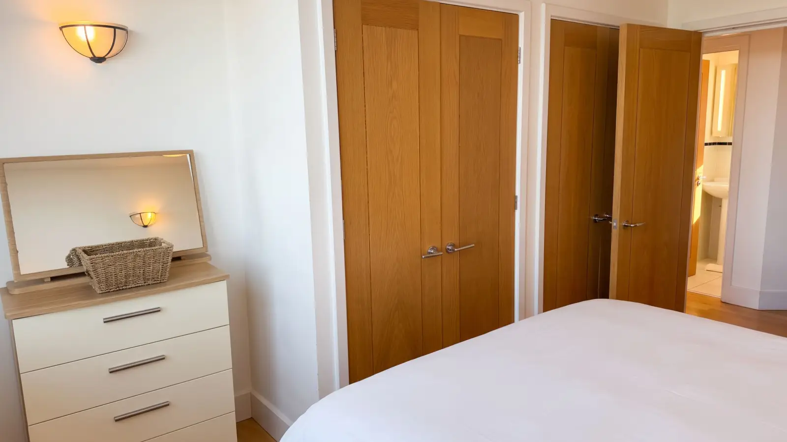 Flat Marylebone Road in City of Westminster