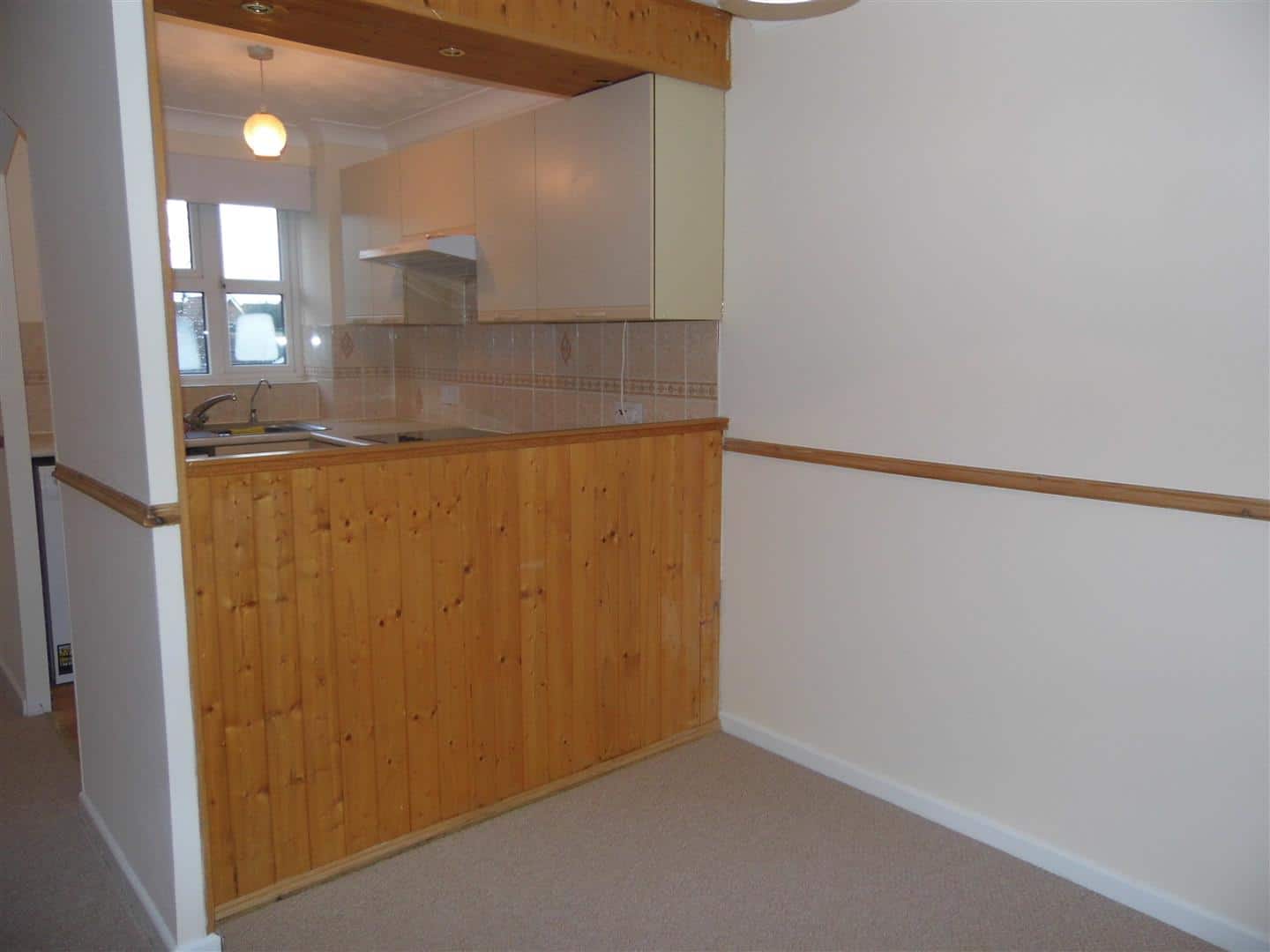 Flat Chatsworth Road in Chichester
