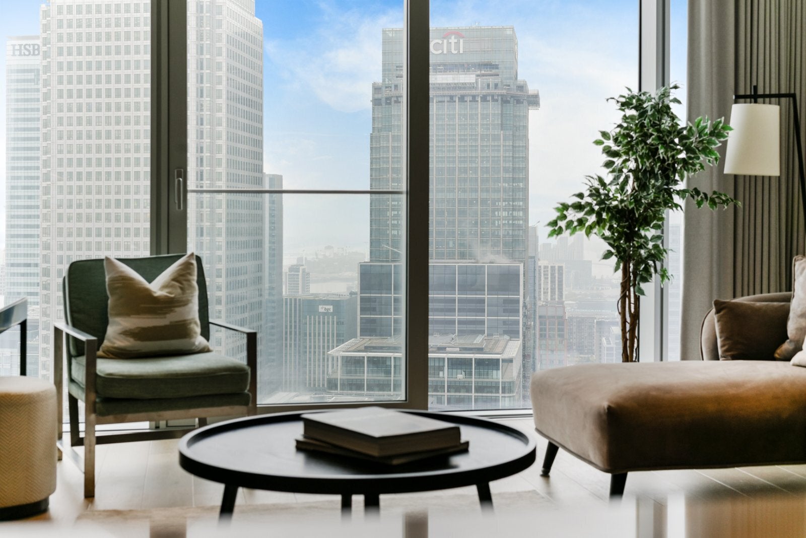 Flat Newfoundland Place in Greater London