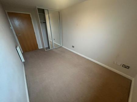 Flat Gomer Street West in Willenhall