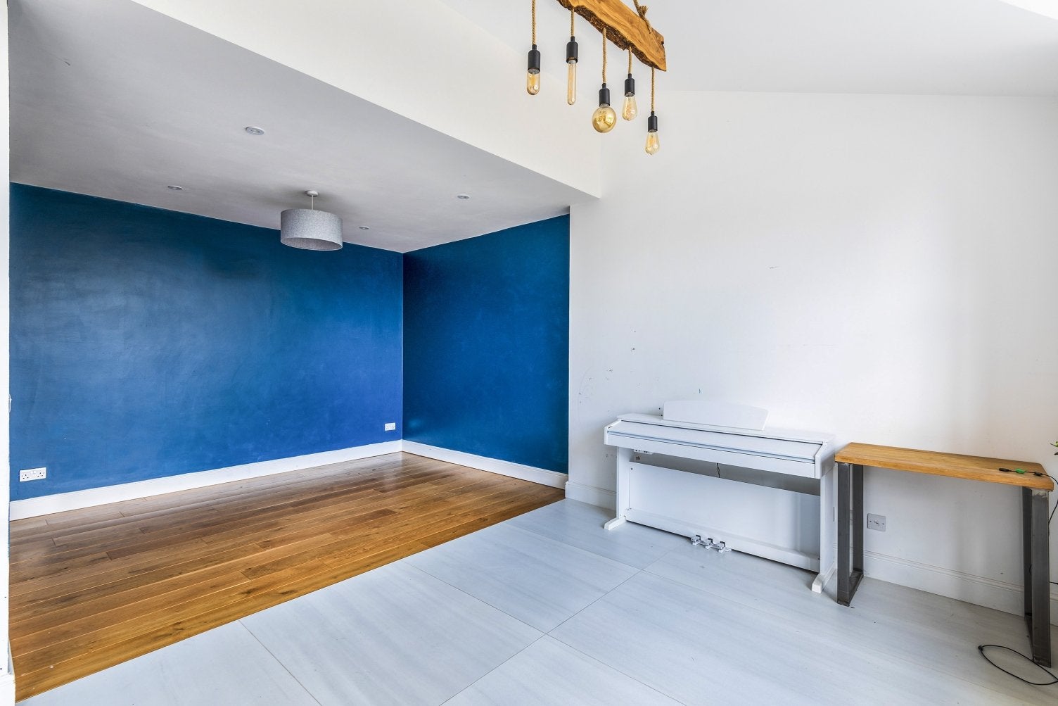 House Links Road in Greater London