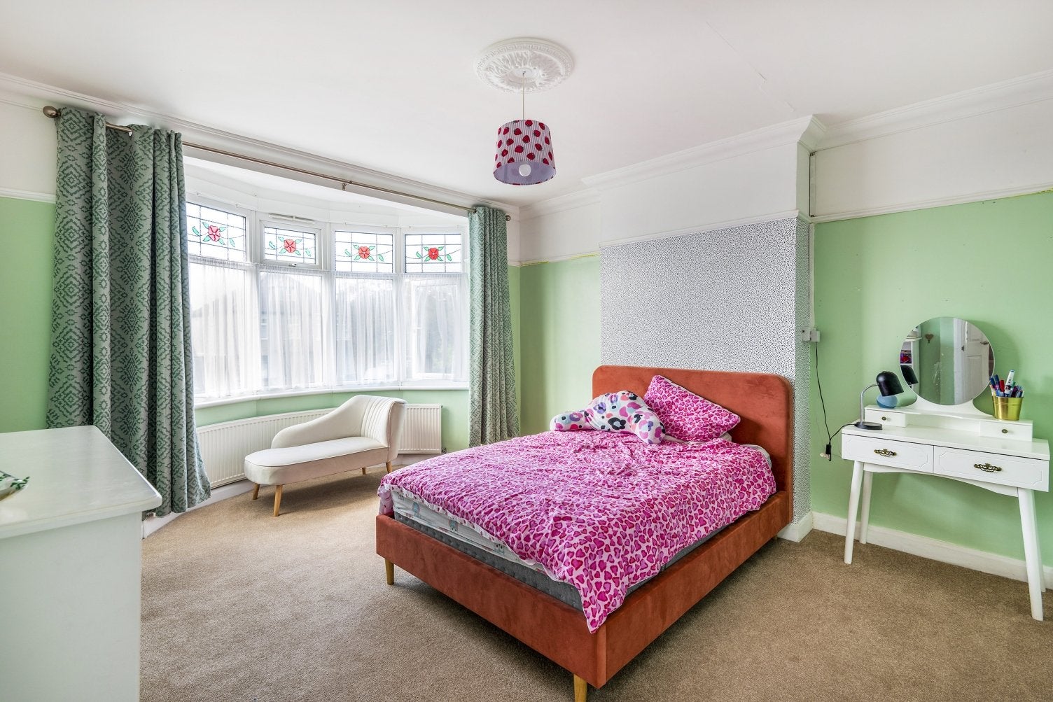 House Links Road in Greater London