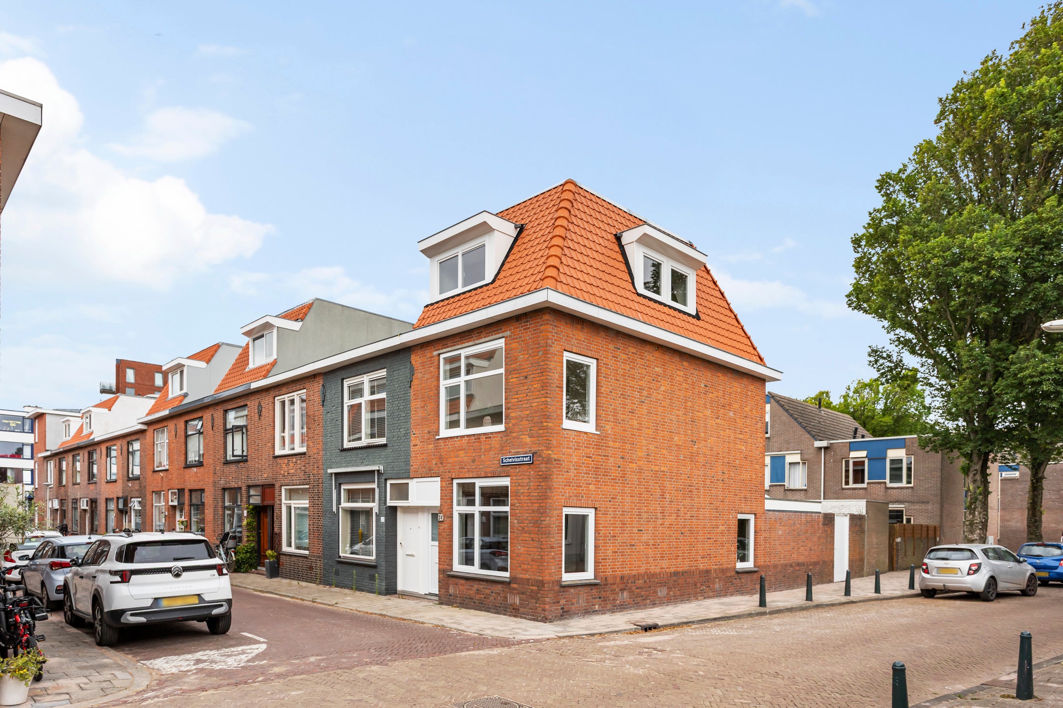 Huis Schelvisstraat 24 in Den Haag