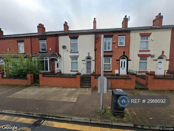 House Tonge Moor Road in Bolton