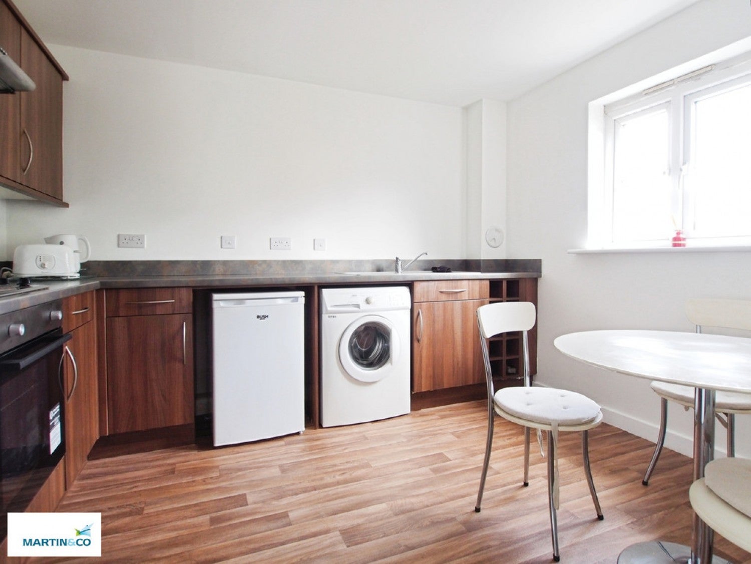 Flat Lloyd Court in Rutherglen