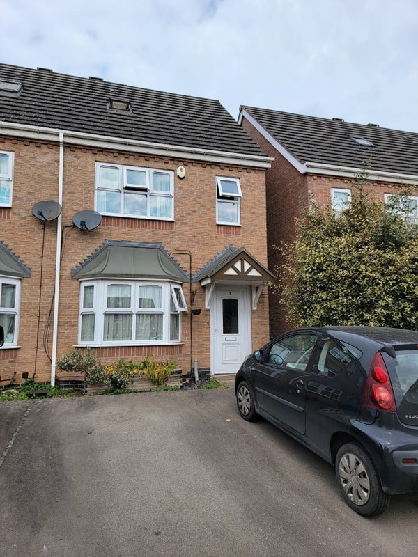 Room Thomas Close in Braunstone Town
