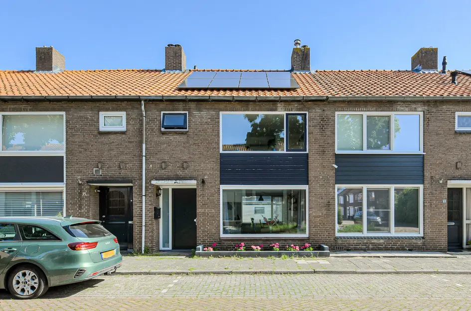 Huis Graaf Albrechtstraat 13 in Geertruidenberg