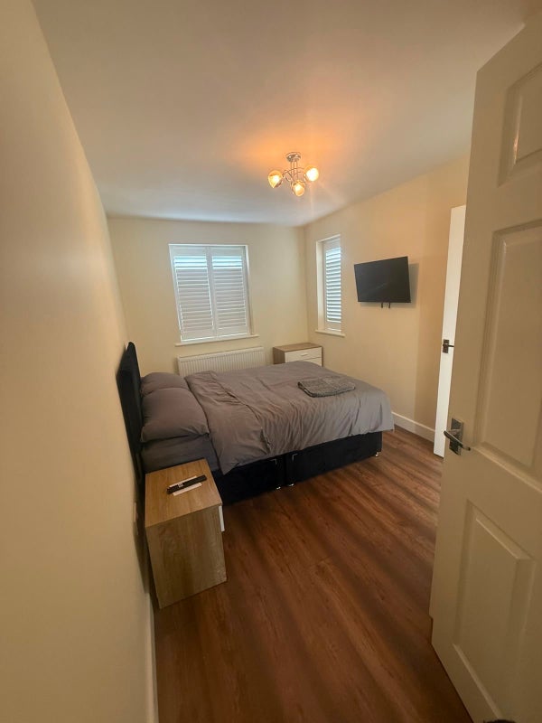 Room Ferndown Road in Metropolitan Borough of Solihull