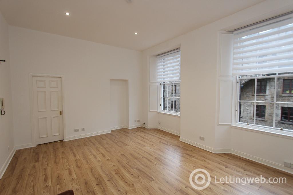 Flat Bernard Street in City of Edinburgh