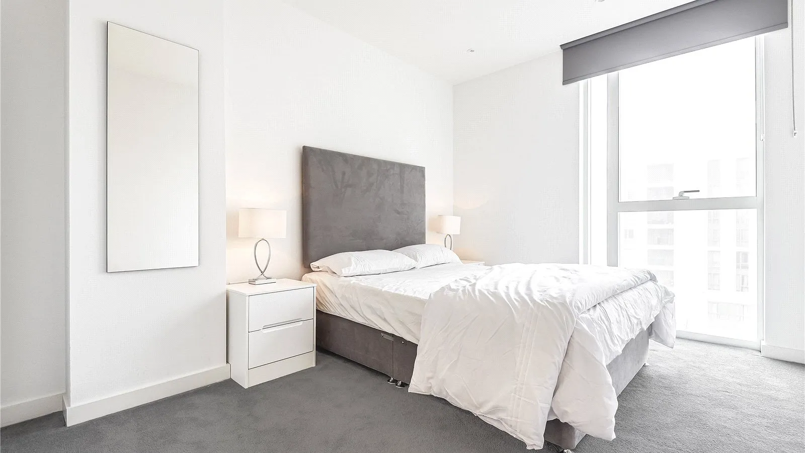 Flat Woodberry Down in Greater London