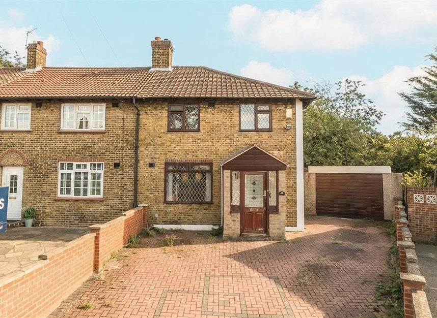 House Farnaby Road in Greater London