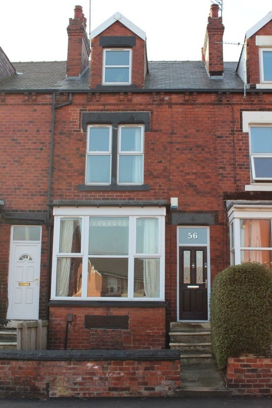Room Bentley Lane in Leeds