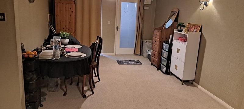 Room Clare Road in Maidenhead