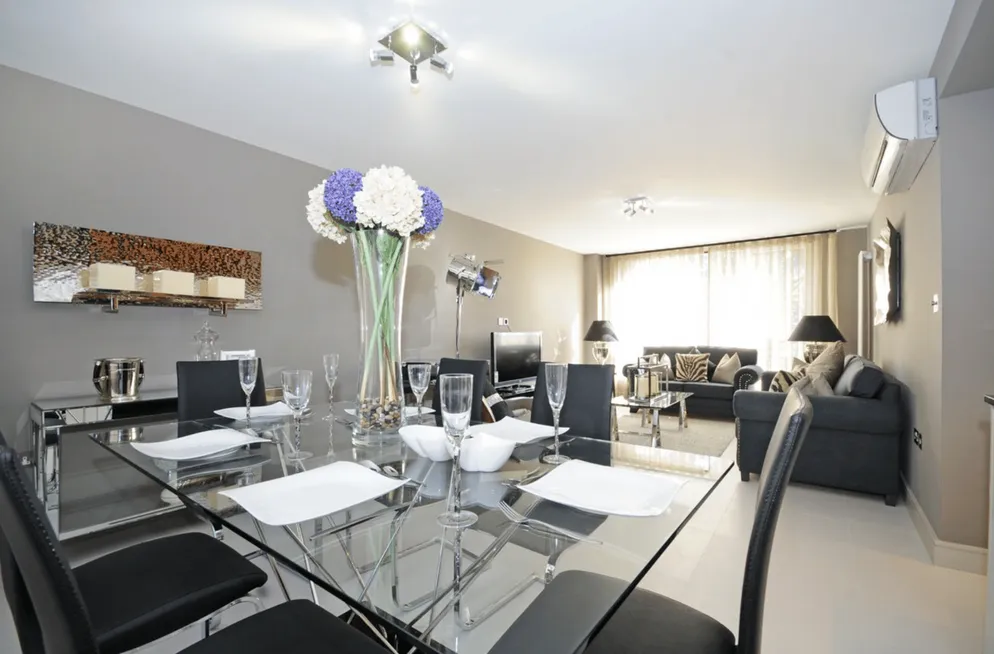 Flat Boydell Court in Greater London